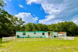 8232 Swan Lake Rd, Melrose, FL 32666 - Photo 11