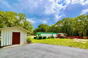 8232 Swan Lake Rd, Melrose, FL 32666 - Photo 9