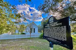 8232 Swan Lake Rd, Melrose, FL 32666 - Photo 47