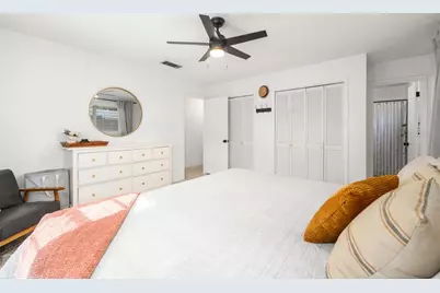 3236 NW 25th Avenue, Gainesville, FL 32605 - Photo 19