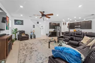 672 NW 247th Ter, Newberry, FL 32669 - Photo 9