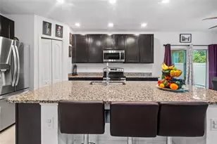 672 NW 247th Ter, Newberry, FL 32669 - Photo 5