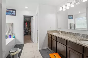 672 NW 247th Ter, Newberry, FL 32669 - Photo 13