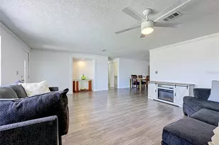 8174 Spring Lake Rd N, Jacksonville, FL 32210 - Photo 9