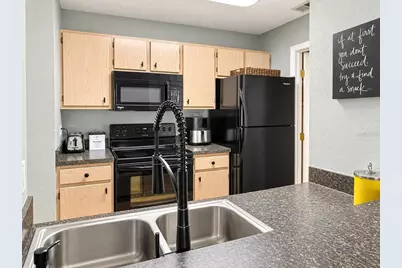 3705 SW 27th Street #1113, Gainesville, FL 32608 - Photo 3