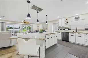 132 Concord Dr NE, Port Charlotte, FL 33952 - Photo 5