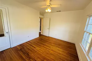 745 NE 10th Ave, Gainesville, FL 32601 - Photo 15