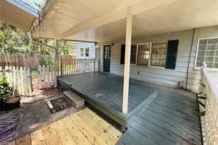 745 NE 10th Ave, Gainesville, FL 32601 - Photo 23