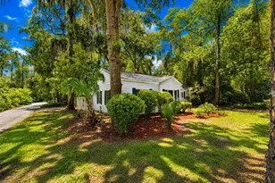745 NE 10th Ave, Gainesville, FL 32601 - Photo 3