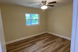 1411 SE 35th St, Gainesville, FL 32609 - Photo 13