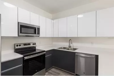 1581 NW 29th Road #8, Gainesville, FL 32605 - Photo 5