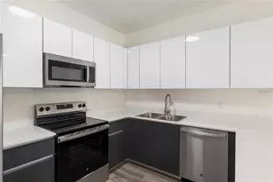 1581 NW 29 Rd, Gainesville, FL 32605 - Photo 5