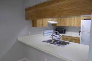 2735 SW 35th Pl, Gainesville, FL 32607 - Photo 5
