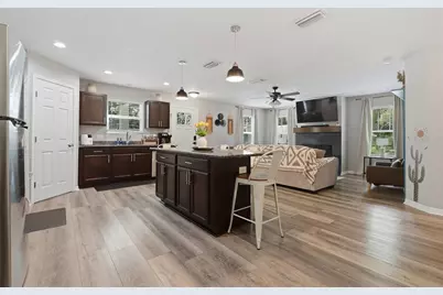 740 NW 8th Street, Gainesville, FL 32601 - Photo 9