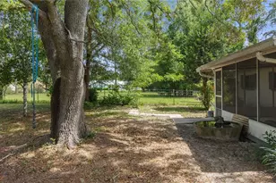17250 NW 26th Ct, Trenton, FL 32693 - Photo 25