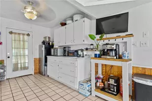 17250 NW 26th Ct, Trenton, FL 32693 - Photo 11