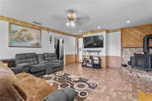 17250 NW 26th Ct, Trenton, FL 32693 - Photo 3