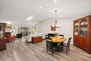 1598 NW 19th Cir, Gainesville, FL 32605 - Photo 3