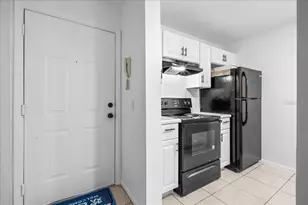 4000 SW 23rd St, Gainesville, FL 32608 - Photo 5