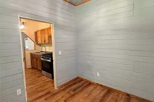 1229 NE 3rd Ave, Gainesville, FL 32641 - Photo 17