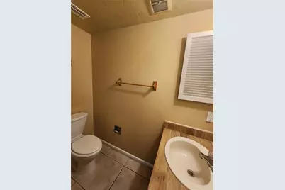 702 SW 70 Terrace #B, Gainesville, FL 32607 - Photo 15