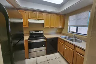 702 SW 70th Terrace, Gainesville, FL 32607 - Photo 3