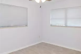711 NW 19th Ave, Gainesville, FL 32609 - Photo 7