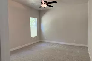 1186 NW 132nd Blvd, Newberry, FL 32669 - Photo 11