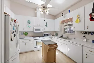 6438 NW 37th Terrace, Gainesville, FL 32653 - Photo 17