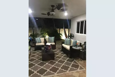 14821 Palmetto Palm Avenue, Miami Lakes, FL 33014 - Photo 25
