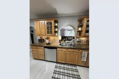 14821 Palmetto Palm Avenue, Miami Lakes, FL 33014 - Photo 9