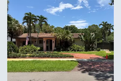 14821 Palmetto Palm Avenue, Miami Lakes, FL 33014 - Photo 27