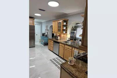 14821 Palmetto Palm Avenue, Miami Lakes, FL 33014 - Photo 7