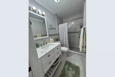 14821 Palmetto Palm Avenue, Miami Lakes, FL 33014 - Photo 13