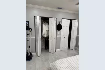 14821 Palmetto Palm Avenue, Miami Lakes, FL 33014 - Photo 11