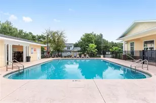 1611 NW 29 Rd, Gainesville, FL 32605 - Photo 21