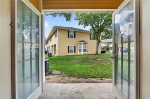 2927 SW 35th Pl, Gainesville, FL 32608 - Photo 5