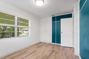 1302 NE 14th Ter, Gainesville, FL 32601 - Photo 17