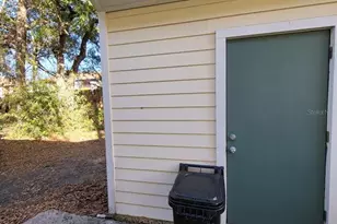 3727 SW 28th Terrace, Gainesville, FL 32608 - Photo 17