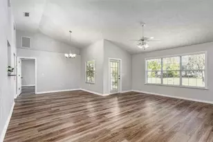 1029 NW 90th Dr, Gainesville, FL 32606 - Photo 3