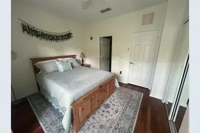 621 SW 10th Street #203, Gainesville, FL 32601 - Photo 7