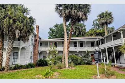 6635 SE 221st Street #2, Hawthorne, FL 32640 - Photo 1
