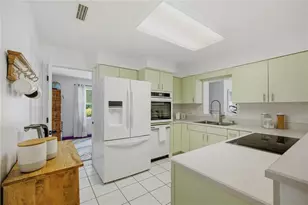 4204 NW 19th Pl, Gainesville, FL 32605 - Photo 13