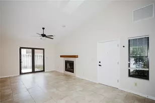 3915 NW 7th Pl, Gainesville, FL 32607 - Photo 7