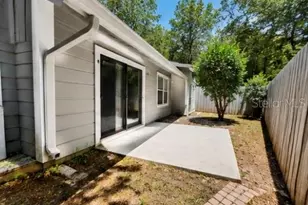 3915 NW 7th Pl, Gainesville, FL 32607 - Photo 15