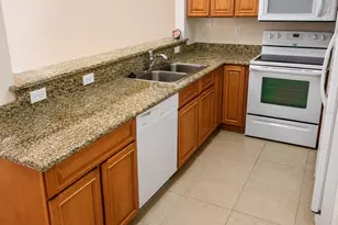 518 NW 39th Rd, Gainesville, FL 32607 - Photo 3