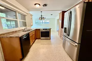 905 NW 36th Ave, Gainesville, FL 32609 - Photo 21