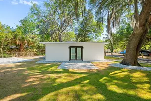 1919 NE 17th Dr, Gainesville, FL 32609 - Photo 29