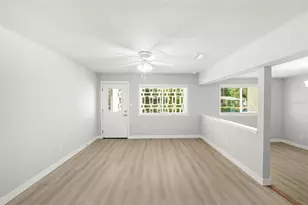 1919 NE 17th Dr, Gainesville, FL 32609 - Photo 11