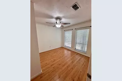223 NW 34th Street, Gainesville, FL 32607 - Photo 9